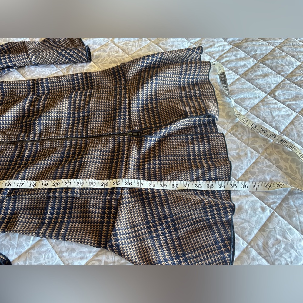 Cabi 3902 Flounce Jacket - Picture 11 of 13